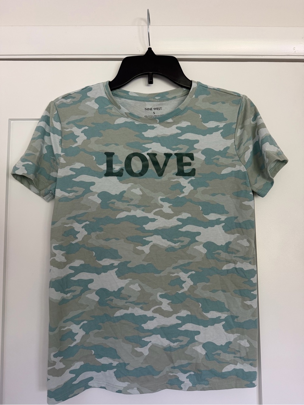 Nine West Seafoam Green Camo LOVE Short Sleeve Tee